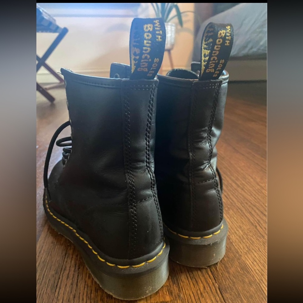 Dr Martens leather lace up boots. Size 7